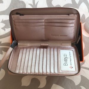 Bveyzi RFID blocking wristlet/wallet